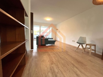 Bezugsfreie 3-Zimmer-Wohnung mit idealem Grundriss und Loggia, 53177 Bonn, Etagenwohnung zum Kauf