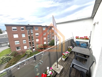 Komfortable 2-Zimmer-Passivhauswohnung mit Aufzug und Balkon, 50226 Frechen, Etagenwohnung zum Kauf